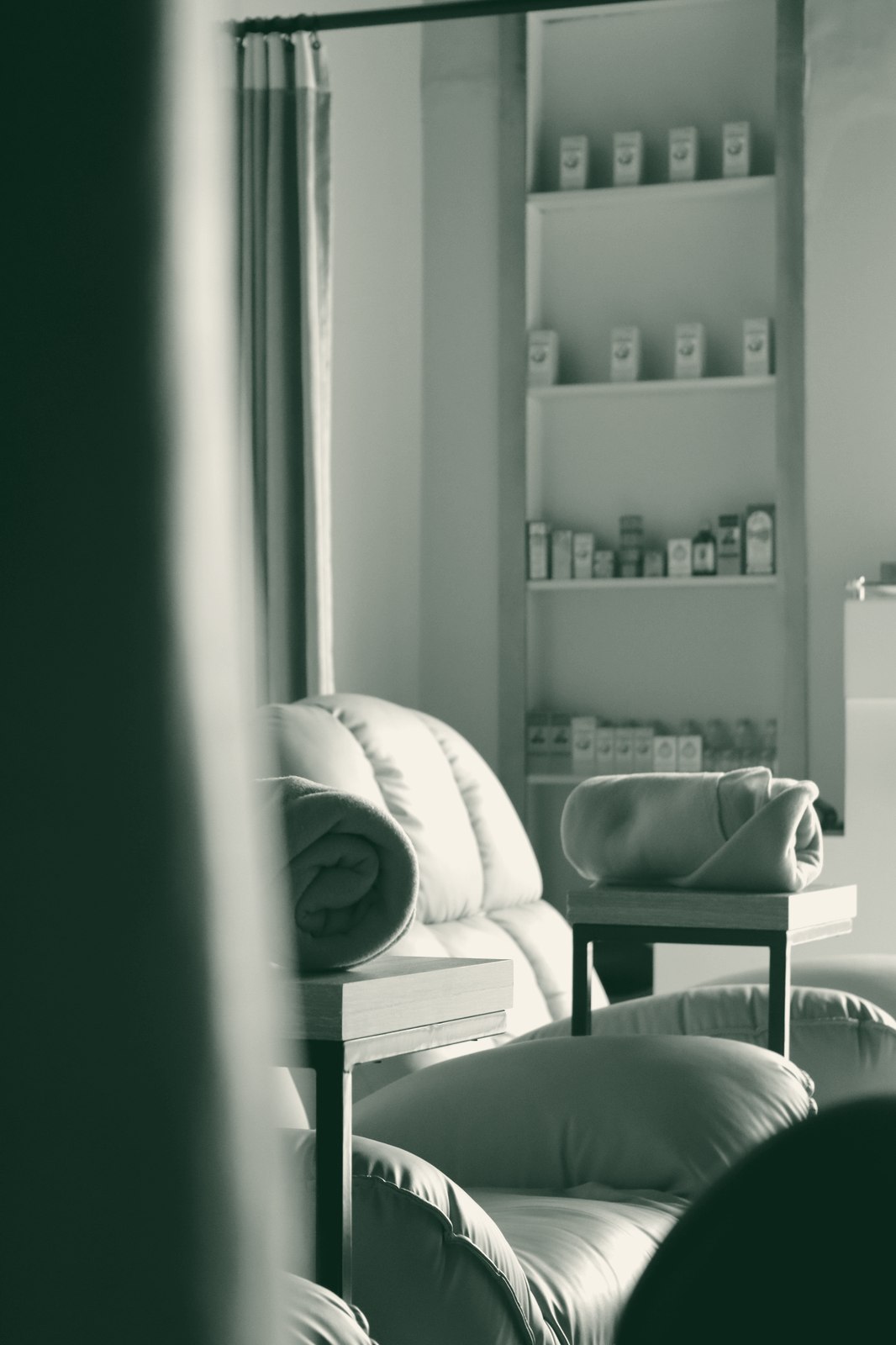 Inside The One Men Foot Care, Abu Dhabi
